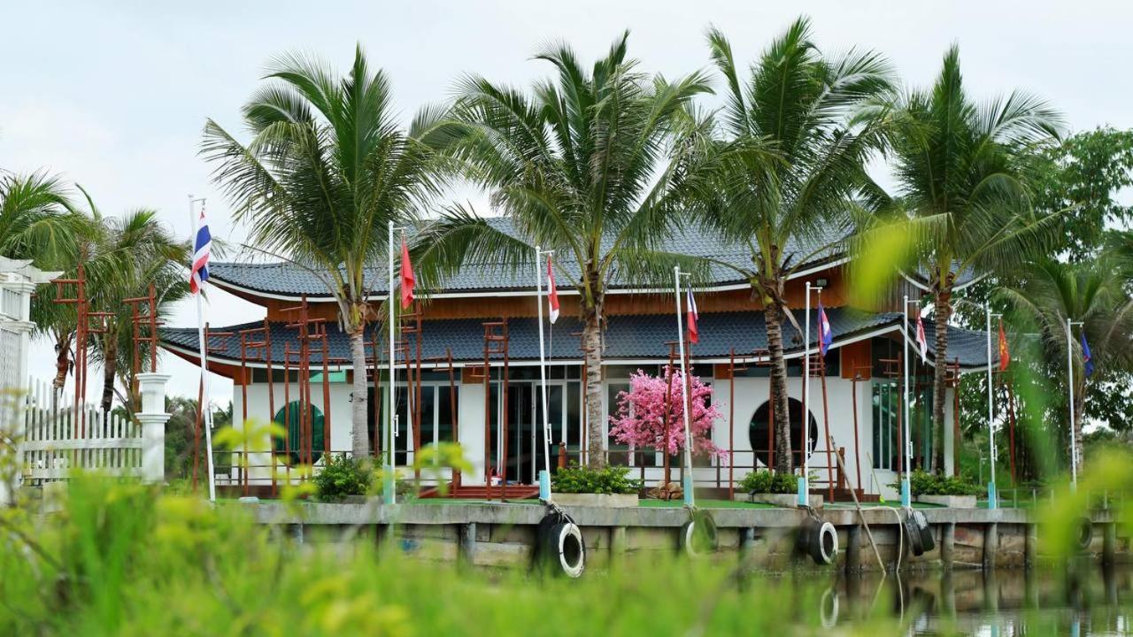Nov Koh Kong Resort Phumi Sre Thmei Екстериор снимка